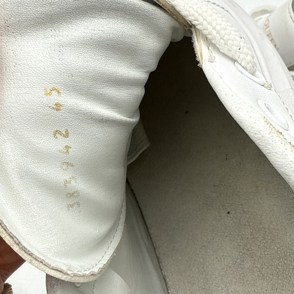 Alexander McQueen Men's EU 45/US 12 Oversized White/Black Suede Trim Sneakers - Picture 13 of 16